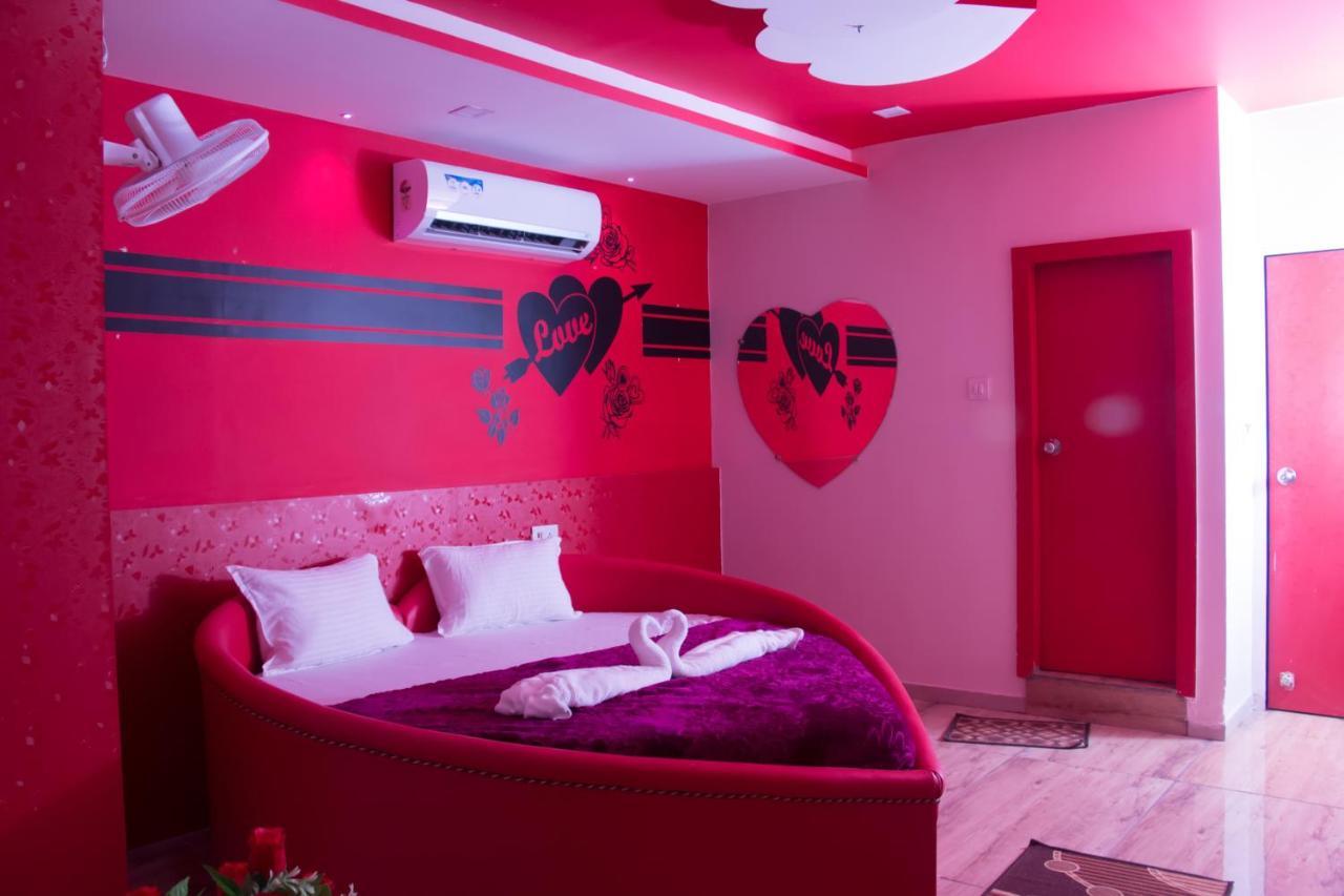 Hotel Shree Palace And Restaurant Ratlām Kültér fotó